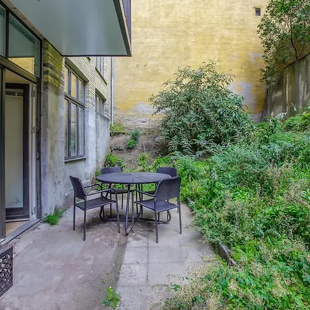 2-bedroom In The Heart Of Копенгаген