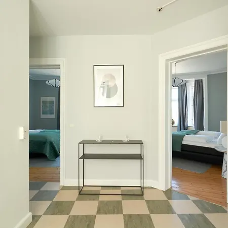 4 Bedroom Apt Close To Cph Zoo & City Centre Apartmán *