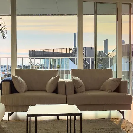 아파트 Exclusive Penthouse With Sunset Views *