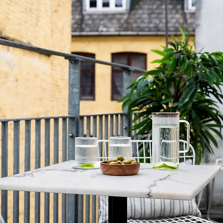 Lejlighed Sanders Leaves - Chic Three-bedroom In Downtown *