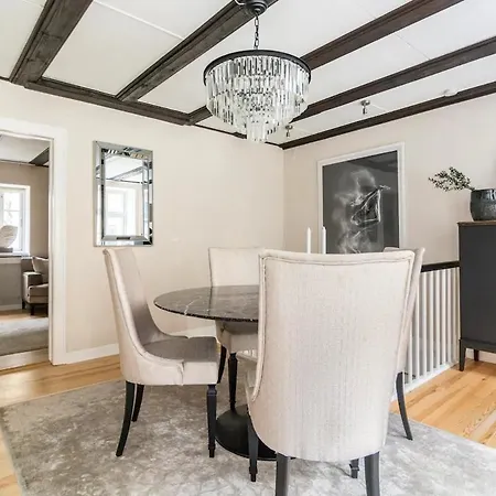 Appartamento Connected Luxury In Historical Townhouse