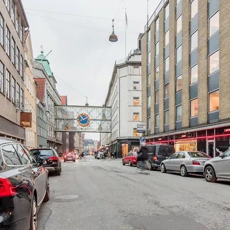 Connected Luxury In Historical Townhouse Copenaghen