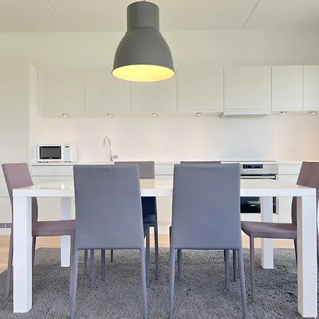 Appartement Spacious 3 Bedroom With Balcony At Richard Mortensens Vej Kopenhagen