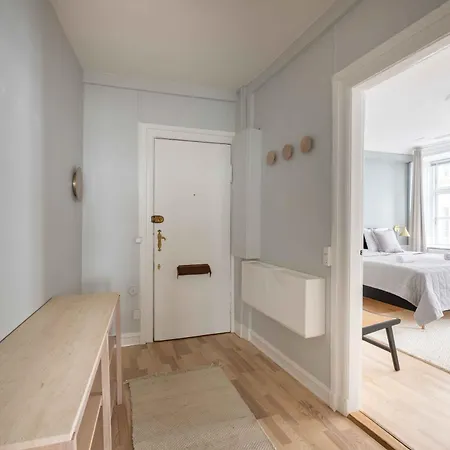 Spacious Tivoli Gardens W 3 Bedrooms Appartement
