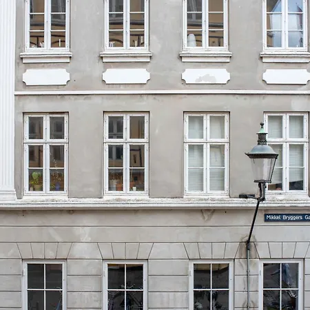Spacious Tivoli Gardens W 3 Bedrooms Copenhague