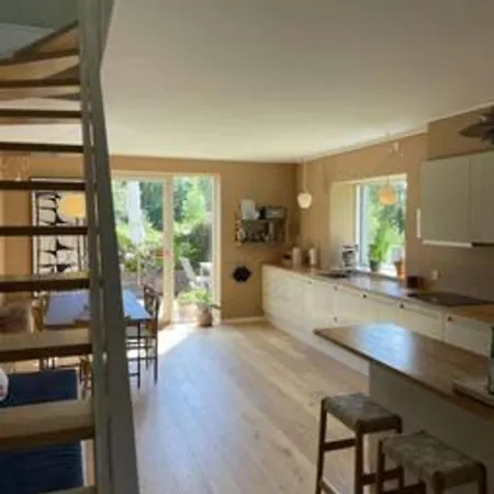 Lägenhet Three Floors - With Four Br In The *