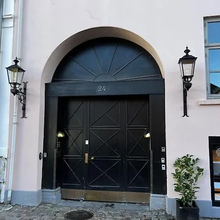 Charmerende Ved Nyhavn 1 Sal Appartement *