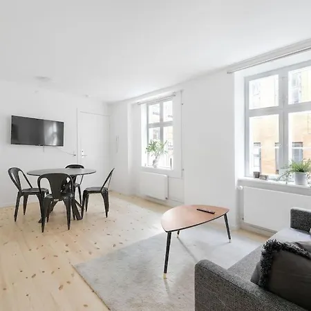 Charmerende Ved Nyhavn 1 Sal Appartement Kopenhagen