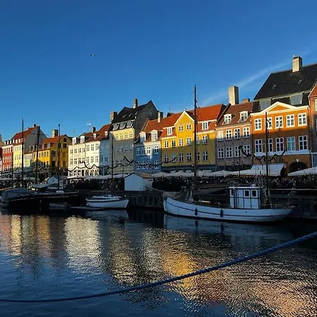 Appartement Charmerende Ved Nyhavn 1 Sal Kopenhagen
