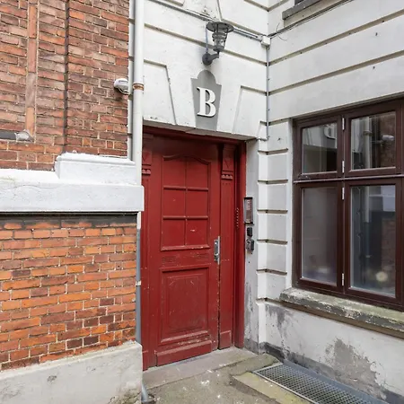 Unique 3 Bedroom In Vibrant Frederiksberg Kopenhag