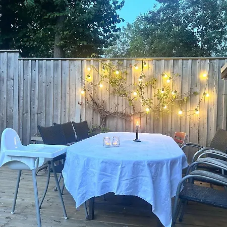 Family House With 3 Bedrooms, Garden & Free Parking * Copenhagen