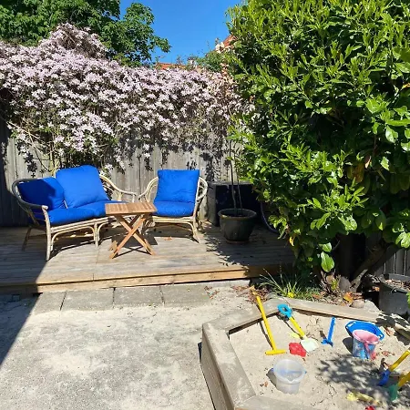Family House With 3 Bedrooms, Garden & Free Parking Copenhagen