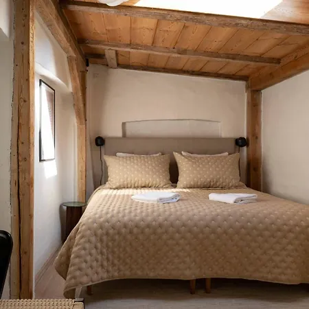 Charming 4br Duplex In Norrebro Apartman *