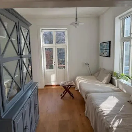Charming In The Heart Of Frederiksberg Apartament Kopenhaga
