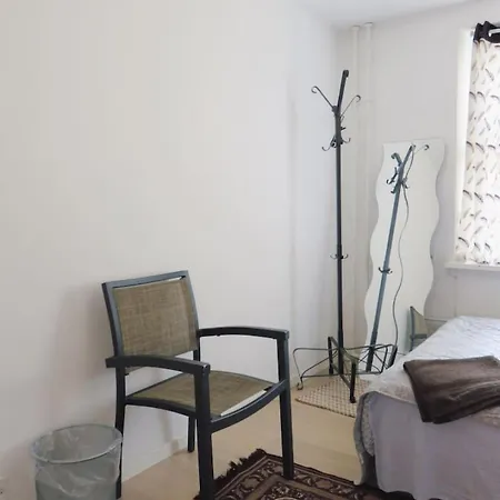 Lovely 1 Bed Private Close To Norreport * København