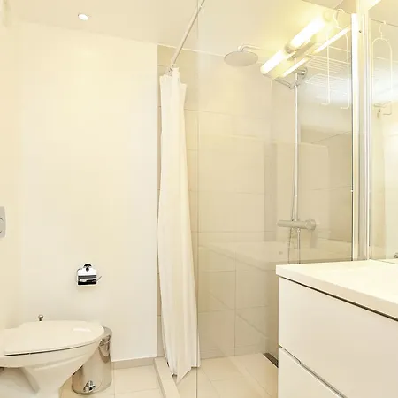 Lux With 2 Full Bathrooms 2tv Köpenhamn