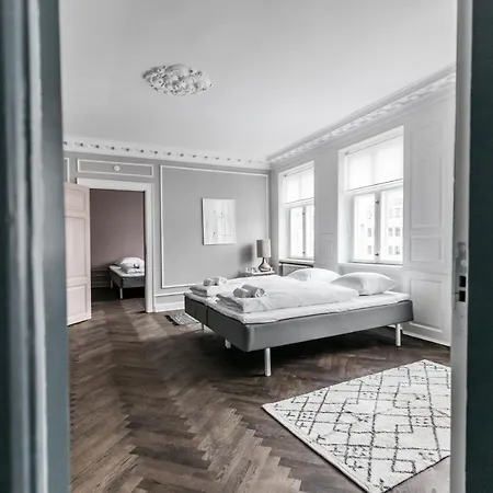 Hauser Luxury * Köpenhamn