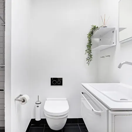 Sanders King Apartament *