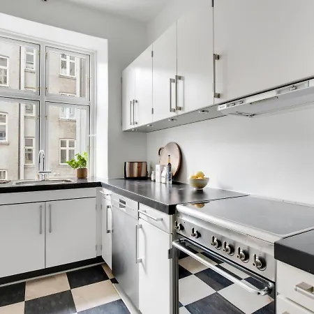 Sanders Stage - Perfectly Planned Three-bedroom Near Nyhavn Apartament *