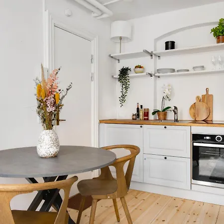 Sanders - Cute Studio In The Middle Of It Апартаменты *