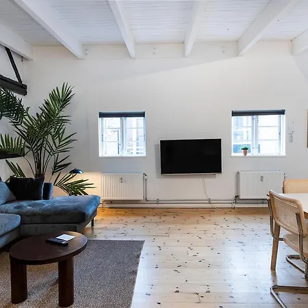 The Townhouse By Daniel&jacob's
