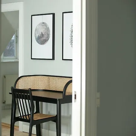 Apartmán Unique 5 Bedroom W Exposed Beams In