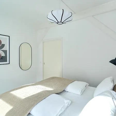 Spacious Centrally Located In Cph's Old Town Apartman