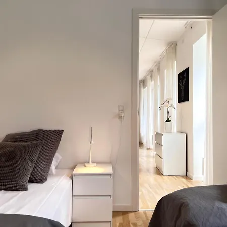 Newly Built 3 Bedroom At Else Alfelts Vej On The Ground Floor Located In Copenhagens Popular Area Restad On Amager, Lejlighed