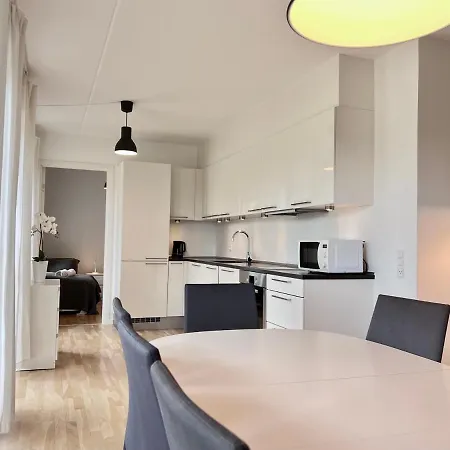 Newly Built 3 Bedroom At Else Alfelts Vej On The Ground Floor Located In Copenhagens Popular Area Restad On Amager, * København