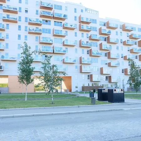 Newly Built 3 Bedroom At Else Alfelts Vej On The Ground Floor Located In Copenhagens Popular Area Restad On Amager, Lejlighed
