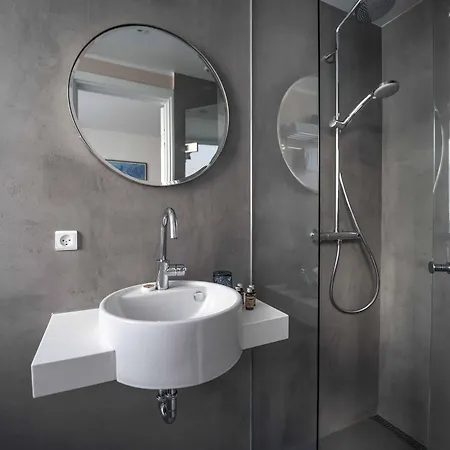 One Hotell 4*