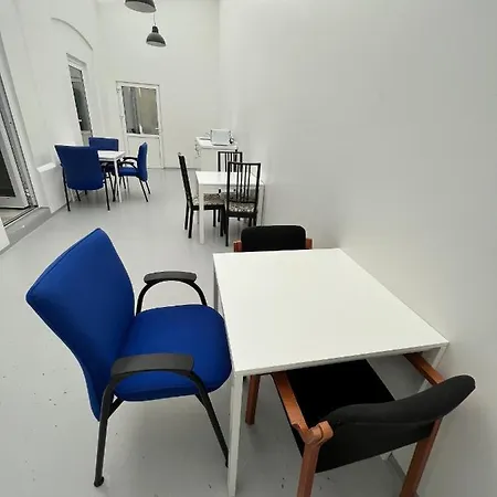 The Old Factory Albergue Copenhaga