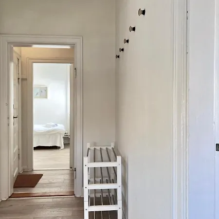 Three Bedroom In Valby, Valby Langgade 214, Appartement Kopenhagen