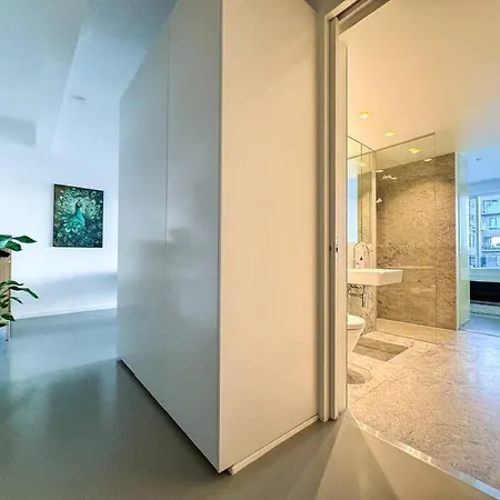Apartment Chic Atelier With Breathtaking Waterfront