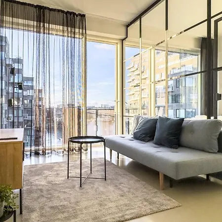 Apartment Chic Atelier With Breathtaking Waterfront