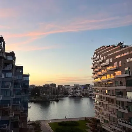 Chic Atelier With Breathtaking Waterfront Apartment *
