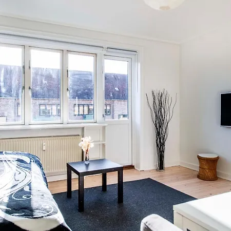 Appartamento Hyggelig & Lys Lejlighed M.plads Til 4 - Amager *