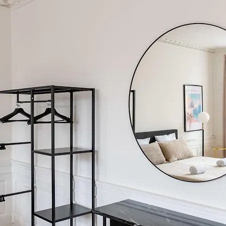 Lägenhet Rare 4br W Unique Details In Cph Köpenhamn
