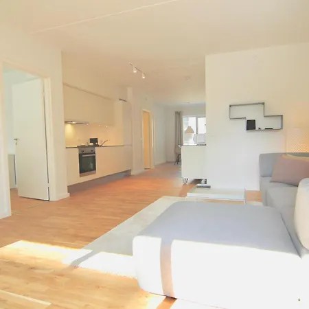 Beautiful 2-bed W Balcony In Orestaden * Kopenhaga
