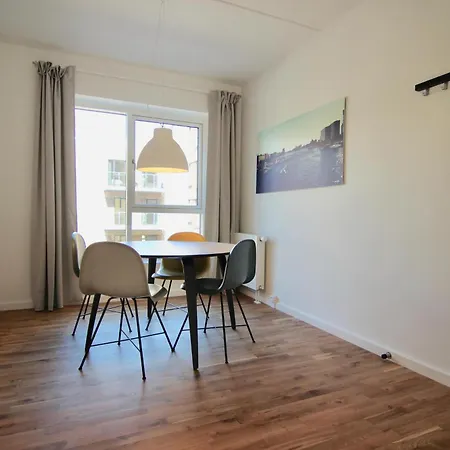 Beautiful 2-bed W Balcony In Orestaden