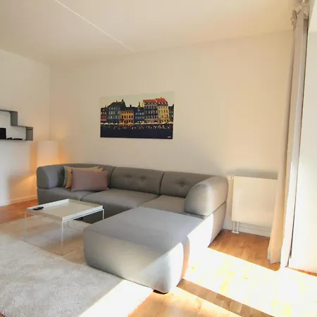 Beautiful 2-bed W Balcony In Orestaden Apartament *