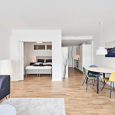 Cool 1-bed With Private Terrace Apartment
