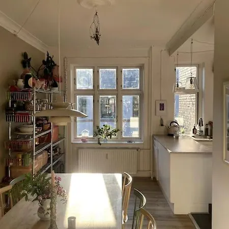 The Heart Of Norrebro Apartment, Sleeps 4 People * Copenhague