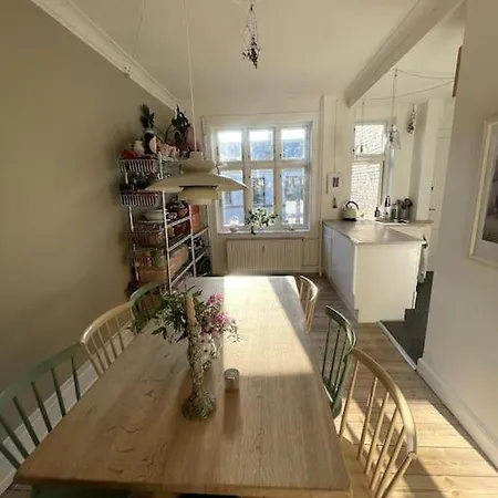 Appartement The Heart Of Norrebro Apartment, Sleeps 4 People Copenhague