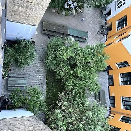 The Heart Of Norrebro Apartment, Sleeps 4 People Copenhague