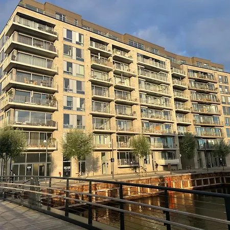Daire Luksuslejlighed Pa 7 Sal Med Elevator, Vestvendt Altan Og Udsigt Over Havn Og By Kopenhag