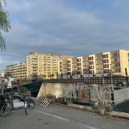 Daire Luksuslejlighed Pa 7 Sal Med Elevator, Vestvendt Altan Og Udsigt Over Havn Og By