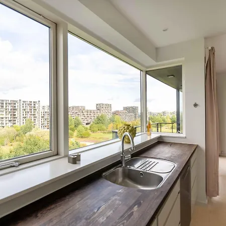 Stylish 3br W Two Balconies Kopenhagen