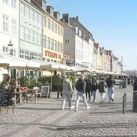 Charmerende Ved Nyhavn 3 Sal Lägenhet *