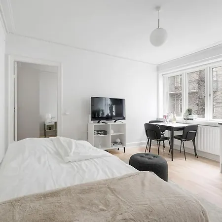 By The Lakes In The Of Apartament Kopenhaga